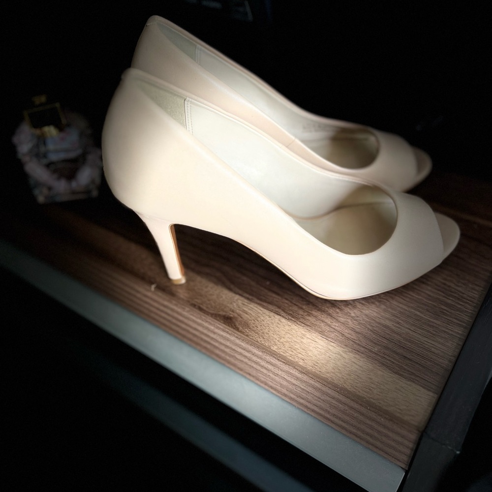 Cole Haan open toe shoes cream color.
